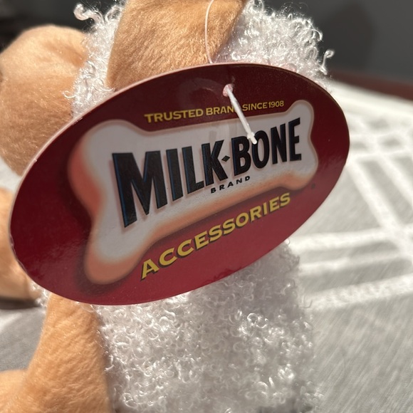 Milk-Bone Dog Toy Squeaker - Tan Curly Lamb Dog Toy NWT - Picture 2 of 3